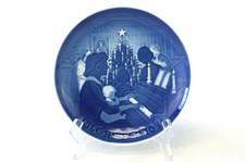 1971 Bing & Grondahl Jule Aften 1000/9071 Christmas at Home Porcelain Denmark picture