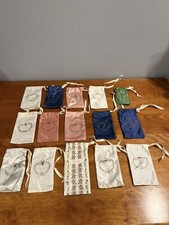 Gucci silk perfume bag, lovely, excellent exceptional, mint, individually priced picture
