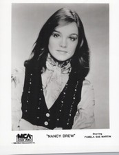 Pamela Sue Martin vintage 8x10 inch photo 1985 Nancy Drew TV series picture