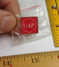 UAP Assunrances French 1990s VINTAGE pin tie tac picture