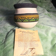 Vintage Mesa Verde Art Pottery Seed Pot/Vase Hand Painted Geometric Beige Green picture