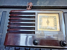 Vintage RESTORED ANTIQUE 1940 Emerson DL 330 Bakelite Tube Radio Art Deco picture