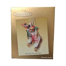 Hallmark Keepsake Ornament - Skating To and Fro - Club Exclusive 3.5in picture
