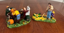 Dept 56 “Preparing For Halloween” Snow Village Set  #54982 picture