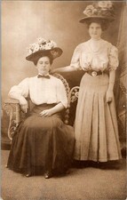 1910-20's RPPC FANCY HAT LADIES 