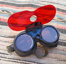 Vintage WW2 Lift Front Goggles Variable-Density Red Plastic Visor Kit 74-V-3500 picture