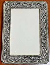 Pewter Frame Royal Selangor Pewter Photo Frame Bows & Flowers 4.5” x 6” - NICE picture