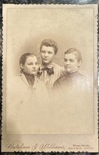 Antique 1890s Cabinet Card 3 Women Gold Gilt Edge Bateham Williams Elyria Ohio picture