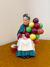 Royal Doulton Early 1927 - 1940 Figurine - THE OLD BALLOON SELLER, HN1315 picture