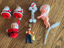Vintage Lot of 7 Mixed Santa Flocked Felt Christmas Santa Ornaments Decor picture