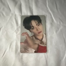 MAXIDENT JYP Entertainment OFFICIAL Photocard Lee Know (HEART VERSION) picture