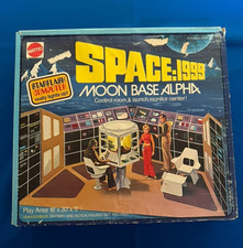 1976 MATTEL SPACE 1999 Moon Base Alpha Playset-COMPLETE-pieces factory sealed picture