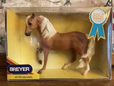 AUG-DEC 2001 Breyer #700201  Fall Show Special - GOLD COAST - Palomino MARABELLA picture