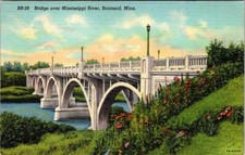 Brainerd, MN Minnesota BRIDGE Over MISSISSIPPI RIVER ca1940's Linen Postcard picture