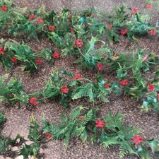 Vtg Mid Century Plastic Green Holly Red Berry Christmas Garland 3 pieces  19.5Ft picture