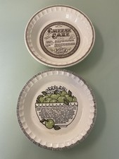 Lot of 2 Vintage 1983 Royal China Country Harvest Pie Plates Apple & Cheesecake  picture