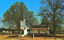 Tuscaloosa AL near University of Alabama South Highland Motel Vtg Postcard 2A picture