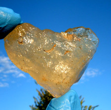 Libyan Desert Glass Meteorite Tektite impact specimen( 212 crt)yellow Super Gem picture