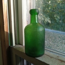 PRETTY GREEN APPLIED BLOB TOP DUMPTY SELTZER SODA BOTTLE J.K&S BASE EMB picture