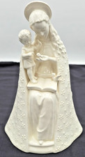 Goebel Hummel Flower Madonna 10/1 TMK2 Incised Full Bee 8