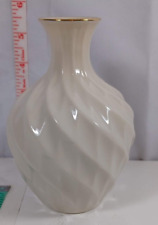 Vintage Lenox Swirl Vase excelent picture