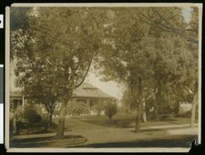 Exterior View Of An Unidentified Residence In Oakland 1910 California Old Photo picture