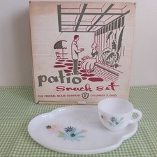 vintage FEDERAL GLASS Patio Snack Set USA c.1960—four milk glass plates and cups picture