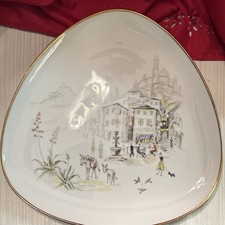 Hutschenreuther Diadem Bavaria Porcelain Collector Plate Triangular Town Scene picture
