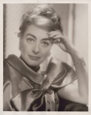 HOLLYWOOD BEAUTY JOAN CRAWFORD STYLISH POSE STUNNING PORTRAIT 1950s Photo C43 picture