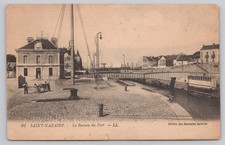 Vintage Saint-Nazaire France Postcard Le Bureau du Port LL Maritime History picture