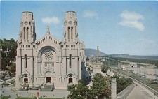 Postcard Canada: The Basilica, Ste-Anne-de-Beaupre, Quebec picture