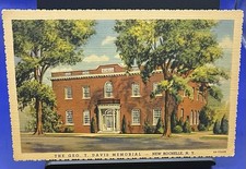 Postcard The Geo. T. Davis Memorial, New Rochelle, NY picture