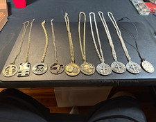 Lot of 10 Vintage Tannen’s Magic Jubilee Medallion Necklaces 1982-1998 picture