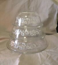 3 Vintage Pyrex Colonial Mist Mixing Bowls Set Clear Glass White Daisies picture