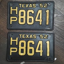 TEXAS LICENSE PLATE PAIR. 1952,Never Rusty , Ships Fast , $98 picture