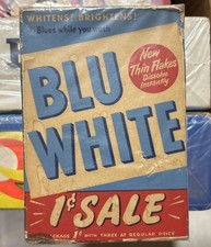 Vintage Blu White flakes Small Box picture