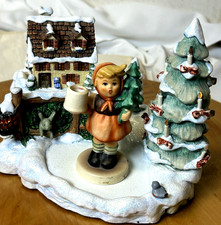 Goebel Lighted Musical Christmas HOME FOR THE HOLIDAYS +Hummel Girl/bouq/flowers picture