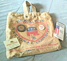 Vtg 1976 REPUBLICAN NATIONAL CONVENTION HAND TOTE Kansas City Buttons Book picture
