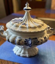 Beautiful Nove Di Bassano Blue And White Roses Soup Tureen With Ladle- Unused picture