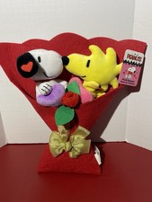 SNOOPY & WOODSTOCK Peanuts Valentine's Day Plush Bouquet 2026 New With Tag 13” picture