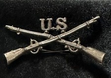 WW1 US Collar Insignia INFANTRY Lead Backed With Catches. picture