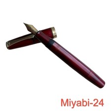 YOTUBISHI Vintage 14K Fountain Pen Bordeaux Japan Collectible picture