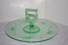 VTG Green Vaseline Glass Desert Plate Caddy Etched w/ handle Depression Glass picture