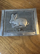 pewter bunny box picture