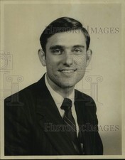 1971 Press Photo Andrew Weir - noc55029 picture