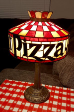 New Pizza Hut tiffany vintage style stained glass table lamp retro 80s 90s picture