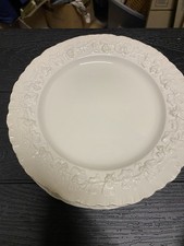 Vintage New Wedgwood Queensware Cream Embossed Grape Shell Edge Dinner Plate-4 picture