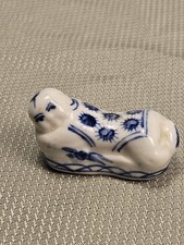 blue and white porcelain reclining Buddah chop stick rest. picture
