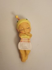 Secret Cherry Blossom Bee Hipper Sonny Angel Rare Chase *missing 1 antenna* picture
