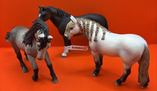 2005 & 2009 Lot of Three (3) Schleich Horses Stallions Mares Figures picture